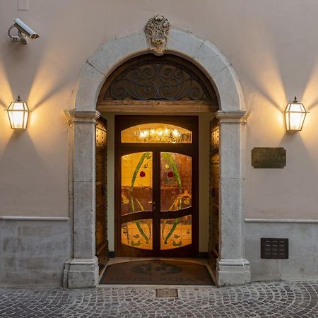 Hotel Rojan Sulmona Exteriör bild
