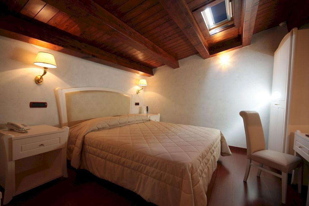 Hotel Rojan Sulmona Exteriör bild