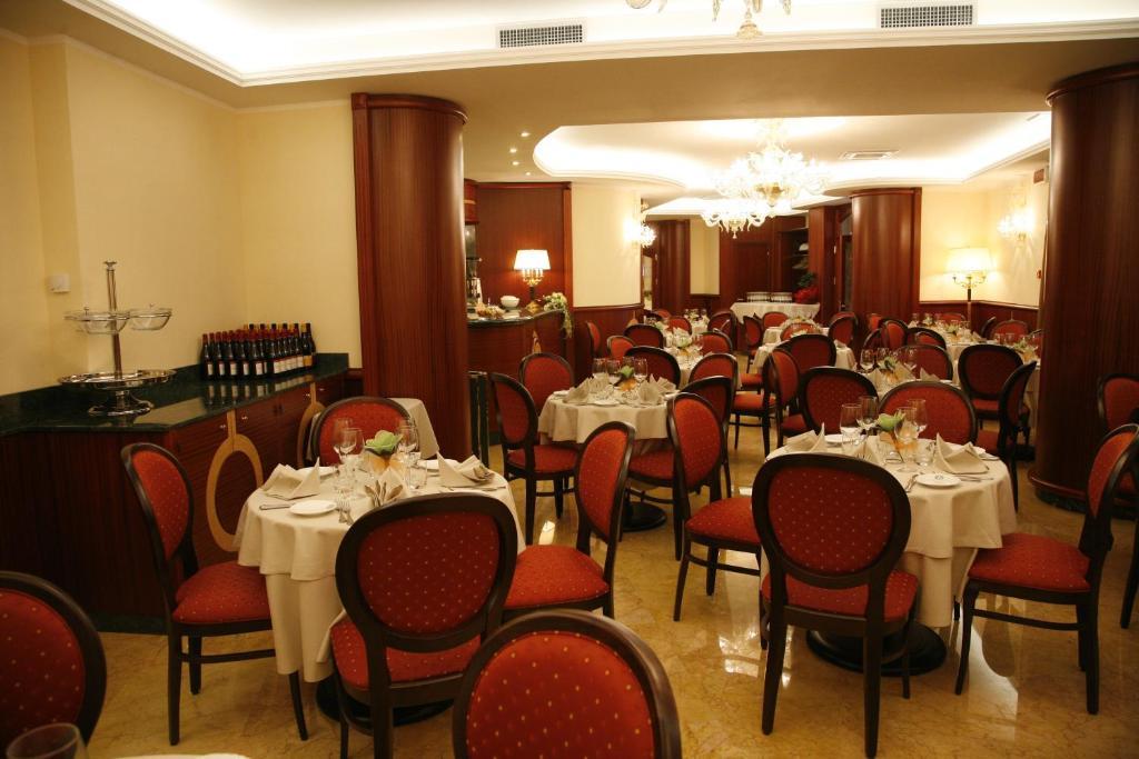 Hotel Rojan Sulmona Exteriör bild